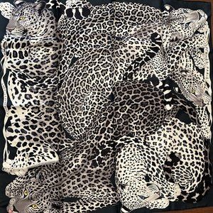 HERMES Lazy Leopardesses 90cm x 90cm